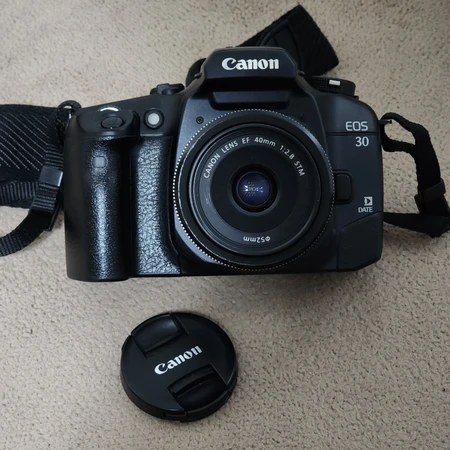 캐논 EOS30 필름카메라 캐논 40mm 2.8