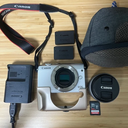 캐논 EOS M100 미러리스 카메라 & 15-45mm 렌즈 포함 이미지 1