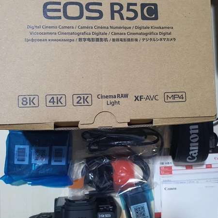 캐논 EOS R5C 팝니다. R5 C 이미지 1