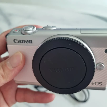 캐논 eos m100 핑크에디션 판매합니다 이미지 2