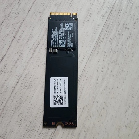 NVMe 256GB SSD 이미지 1