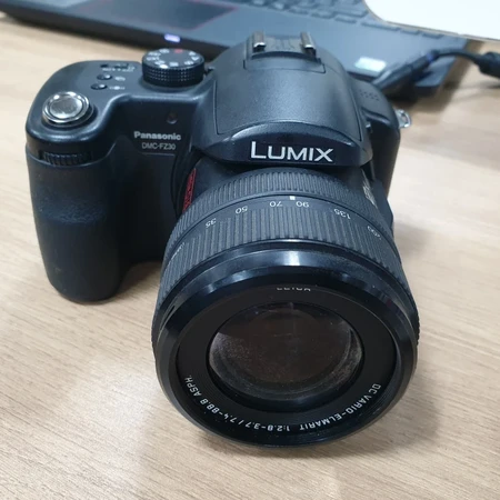 Panasonic LUMIX DMC-FZ30 디지털 카메라 이미지 2