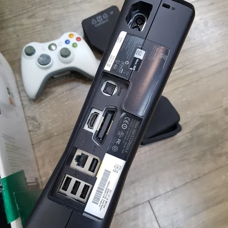 xbox 360 s + 컨트롤러