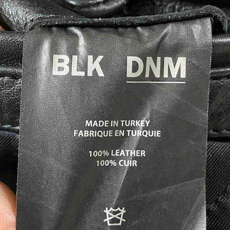 BLK DNM 라운드넥 라이딩 퀄팅 가죽 자켓 100 (140만원)