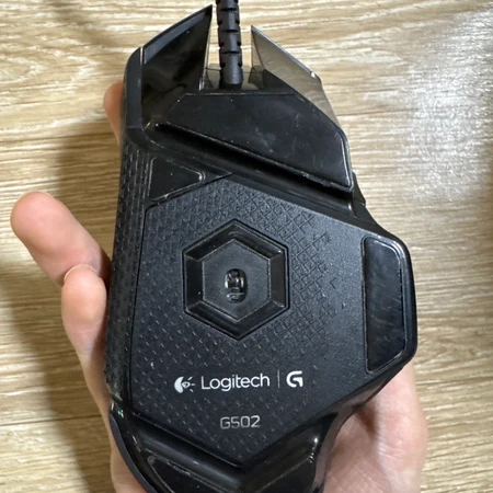 로지텍 g502 유선 마우스