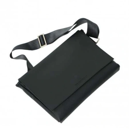 이우가마카라스  two buckle square bag