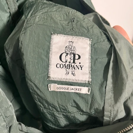 CP COMPANY 수류탄 자켓 52사이즈 105