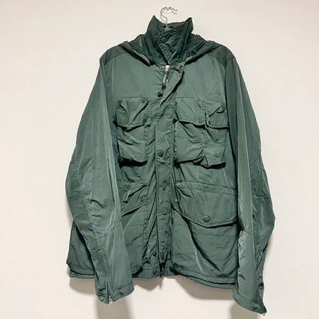 CP COMPANY 수류탄 자켓 52사이즈 105