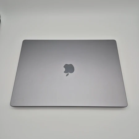 MacBook Pro (16형, 2021년 모델)