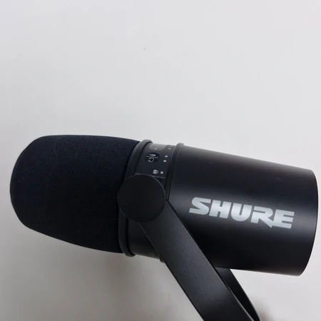 Shure mv7 다이나믹 마이크 B등급