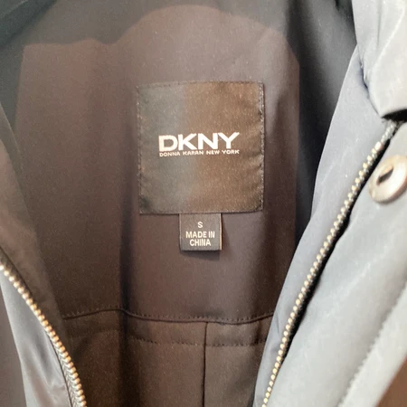 Dkny 남성패딩코트 블랙 s사이즈 (95-100정도)