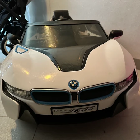 유아전동차 BMW i8