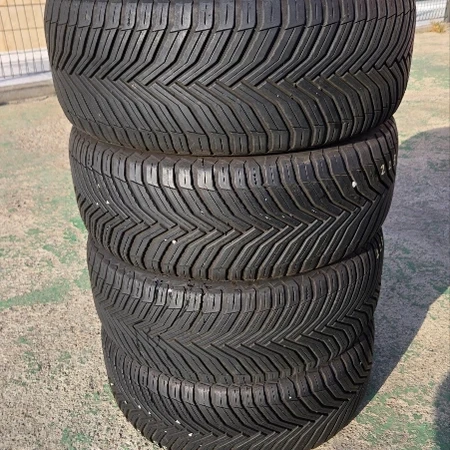 장착무료)미쉐린 225/40R18 한대분 팝니다