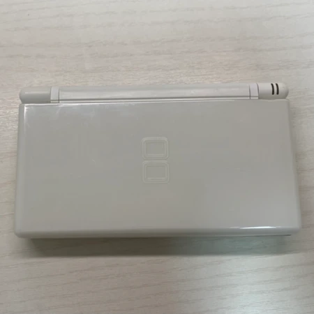 닌텐도 DS LITE (TT칩 포함)