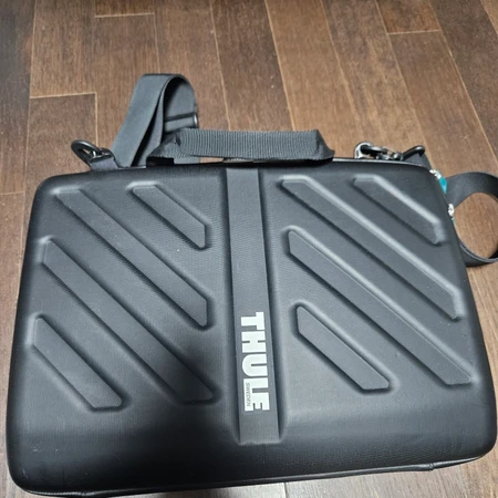 Thule 15인치 노트북케이스 하드 케이스 툴레 튤레 가방