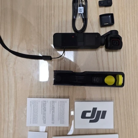 dji 오즈머 포켓 2 카메라 팝니다