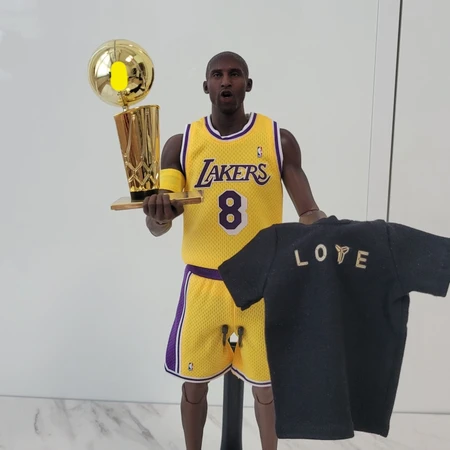 Kobe Bryant 피규어