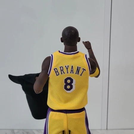 Kobe Bryant 피규어